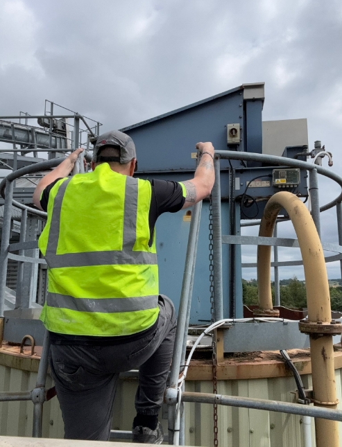 Latham-LEV-Breakdown-Callout