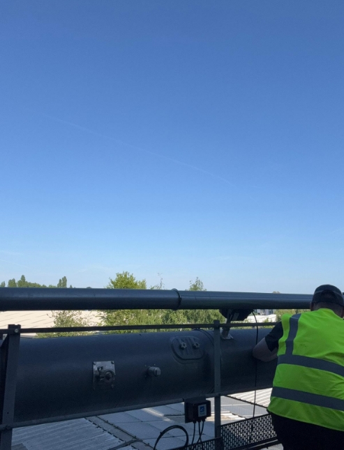 Latham-LEV-Installation